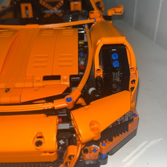 Lego Porsche - Picture 6 of 8